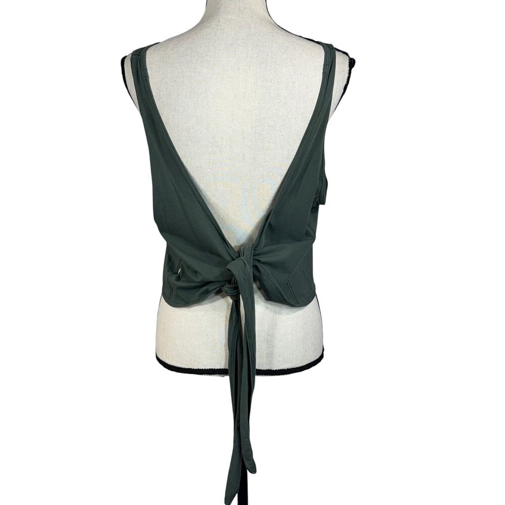 Lululemon SZ 12? It's a Tie Tank Top Crop Stretch Classic Fit Breathable Green - Picture 4 of 7